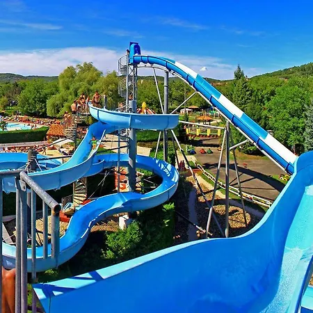 ホテル Domaine De Lacave